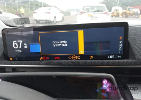 2023 Ford Mustang Mach-E Select z USA, uszkodzony, nr VIN 3FMTK1S5XPMA87642